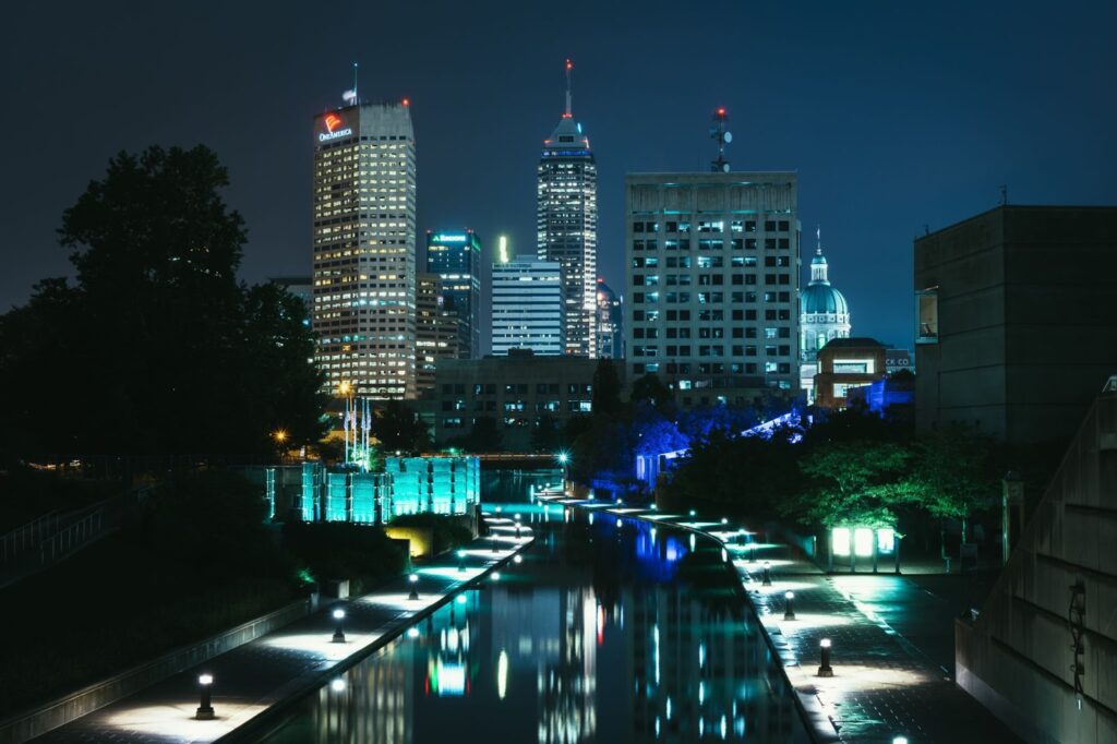 where is the best place to stay in indianapolis